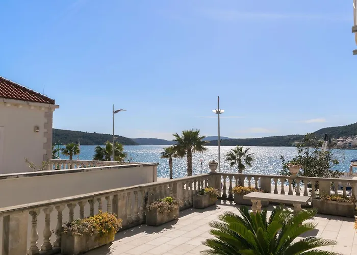 Davor Διαμέρισμα *