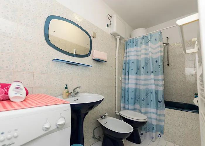 公寓 Davor 斯拉诺